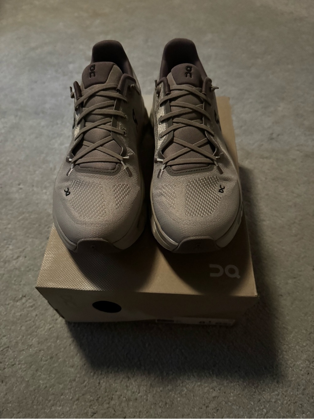 Women’s On Cloudtilt Cinder/Fog size 8 - Picture 3 of 6